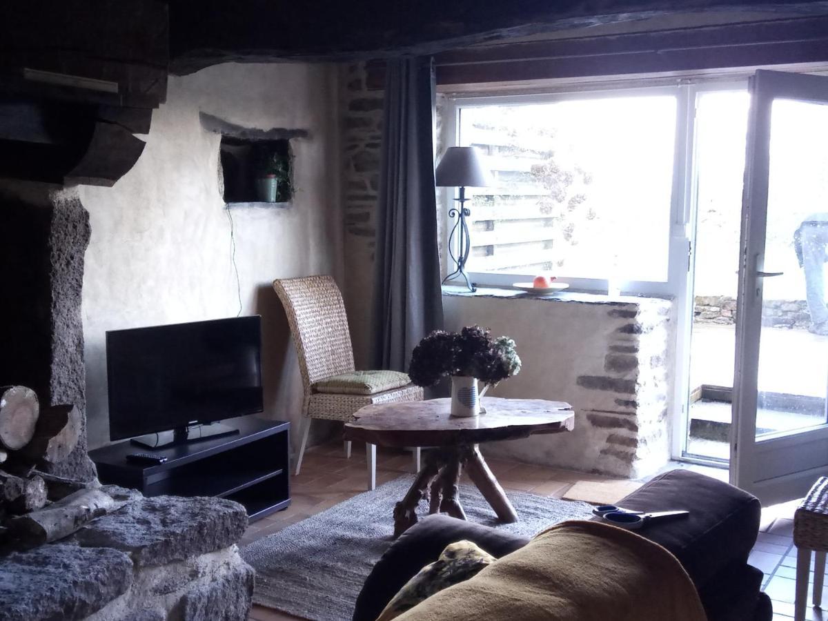 Petite Maison Dans Les Monts D'Arree Ty Coz Commana Zewnętrze zdjęcie