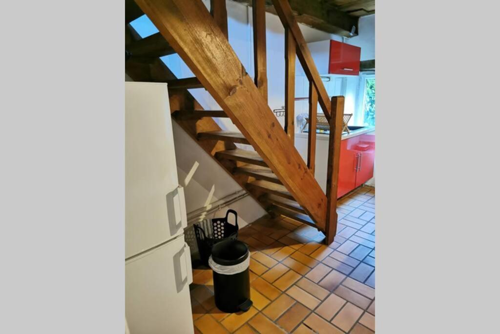 Petite Maison Dans Les Monts D'Arree Ty Coz Commana Zewnętrze zdjęcie