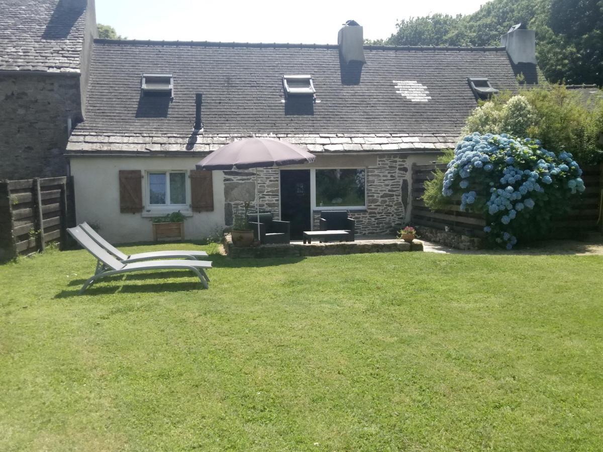 Petite Maison Dans Les Monts D'Arree Ty Coz Commana Zewnętrze zdjęcie